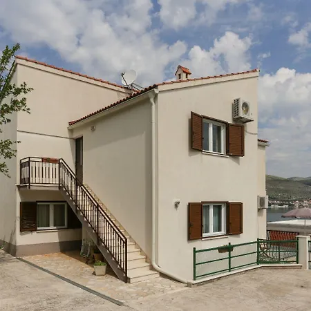 Casa de Férias House Dupla Donji Okrug