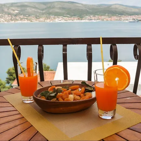 House Dupla Casa de Férias Donji Okrug